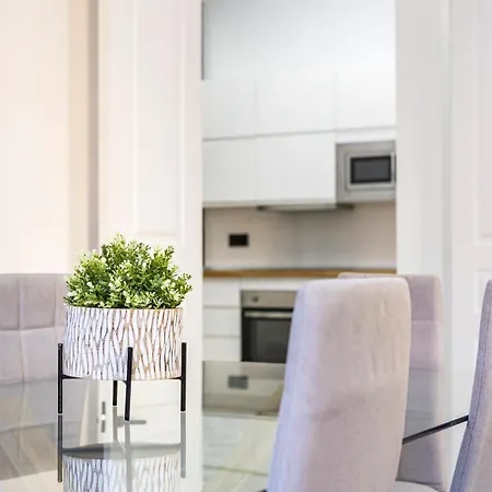 Apartment Constitucion Square By Nomadia Homes